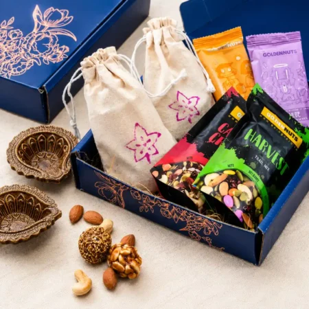 Diwali corporate gift hamper with rich nuts trial mix